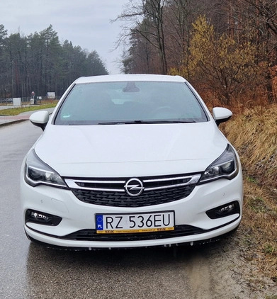 Opel Astra cena 49900 przebieg: 79400, rok produkcji 2015 z Rzeszów małe 79